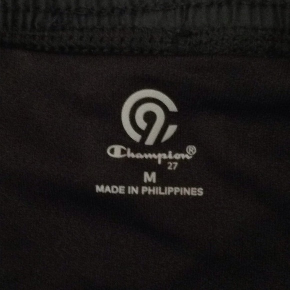 women's Champion running shorts - Picture 5 of 8